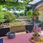 Noreen - 500m From The Sea By Interhome