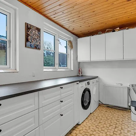 Noreen - 500m From The Sea By Interhome Fåborg