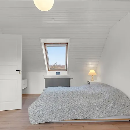 Semesterbostad Noreen - 500m From The Sea By Interhome