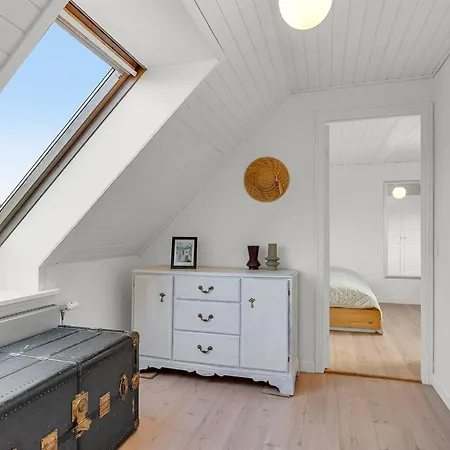 Holiday home Noreen - 500m From The Sea By Interhome *