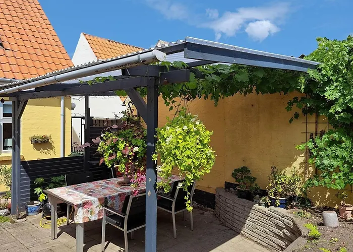 Noreen - 500m From The Sea By Interhome *